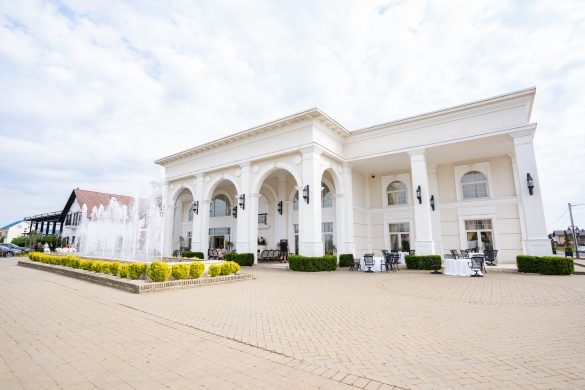 Grand Ballroom Valery exterior cu fântâni arteziene
